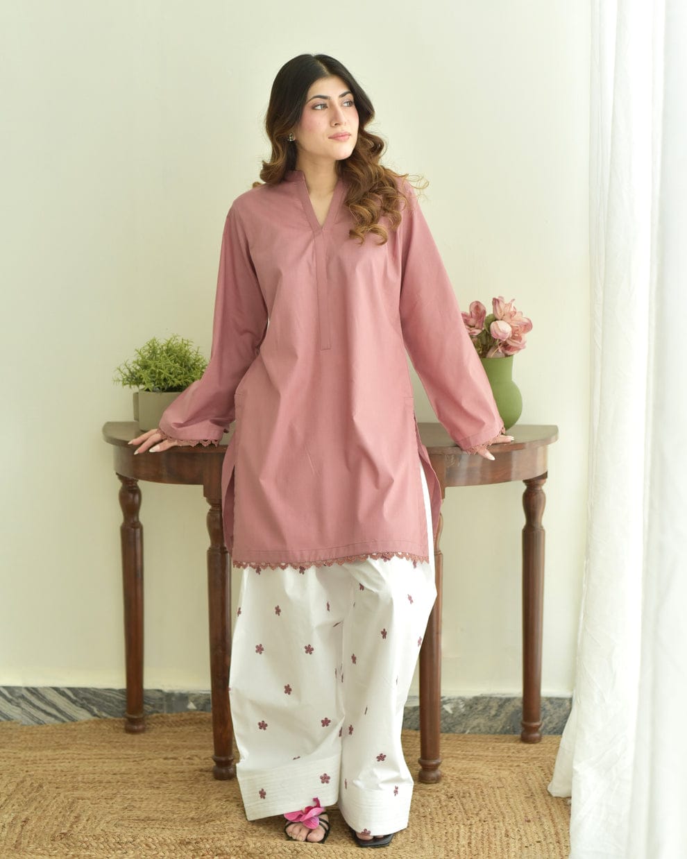 Gul-e-Mehtaab - 2PC Suit